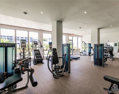 260 Seaview Court - Photo Thumbnail 20