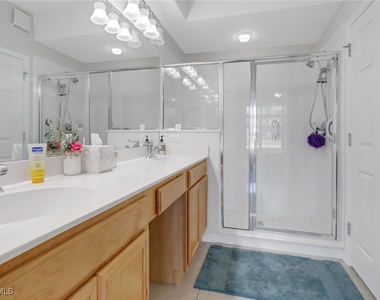 11601 Navarro Way - Photo Thumbnail 14