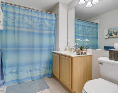 11601 Navarro Way - Photo Thumbnail 17