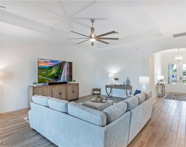 25078 Golden Fern Drive - Photo Thumbnail 5