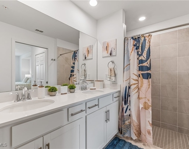 15930 Grassland Lane - Photo Thumbnail 10