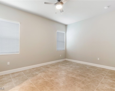 11847 Hydrangea Place - Photo Thumbnail 14