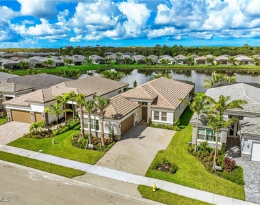11847 Hydrangea Place - Photo Thumbnail 22