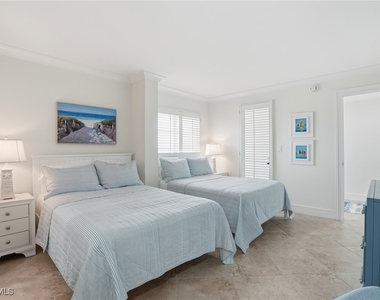 3443 Gulf Shore Boulevard N - Photo Thumbnail 28