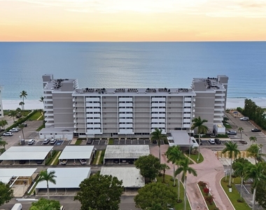 3443 Gulf Shore Boulevard N - Photo Thumbnail 4