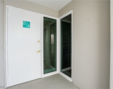 3443 Gulf Shore Boulevard N - Photo Thumbnail 9