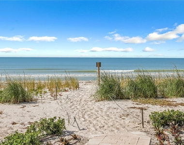 9653 Gulf Shore Drive - Photo Thumbnail 2