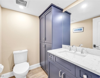 9653 Gulf Shore Drive - Photo Thumbnail 6