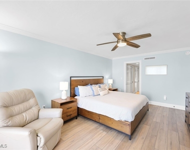 9653 Gulf Shore Drive - Photo Thumbnail 26
