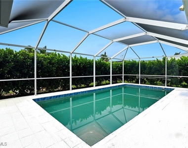 6163 Plumosa Avenue - Photo Thumbnail 36
