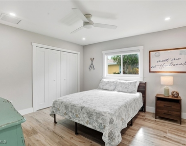 6163 Plumosa Avenue - Photo Thumbnail 29