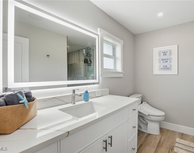 6163 Plumosa Avenue - Photo Thumbnail 26