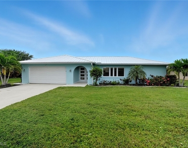 6163 Plumosa Avenue - Photo Thumbnail 1