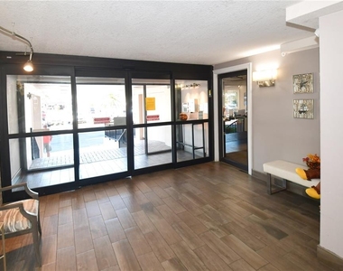 51 Island Way - Photo Thumbnail 2