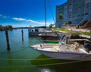 51 Island Way - Photo Thumbnail 24