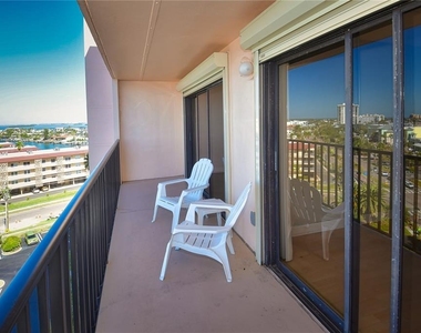51 Island Way - Photo Thumbnail 16
