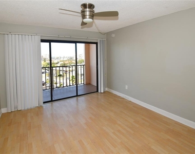 51 Island Way - Photo Thumbnail 11