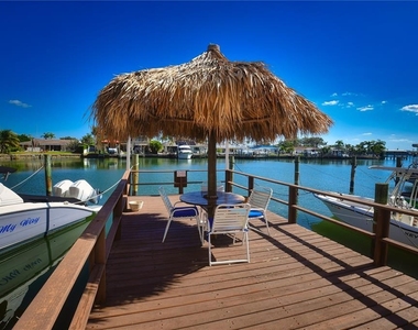 51 Island Way - Photo Thumbnail 18