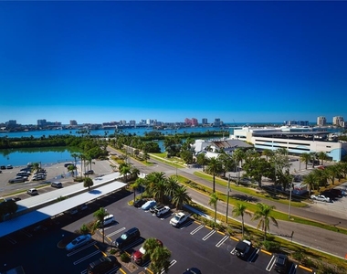 51 Island Way - Photo Thumbnail 5