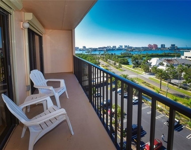 51 Island Way - Photo Thumbnail 17