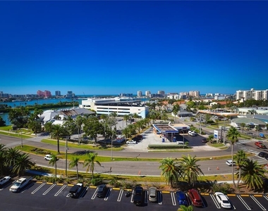 51 Island Way - Photo Thumbnail 4