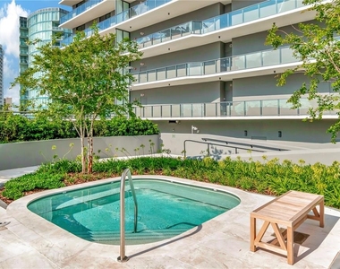 3101 W Bayshore Boulevard - Photo Thumbnail 74