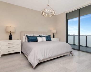 3101 W Bayshore Boulevard - Photo Thumbnail 4