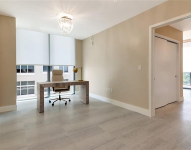 3101 W Bayshore Boulevard - Photo Thumbnail 15
