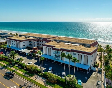2900 Gulf Boulevard - Photo Thumbnail 33