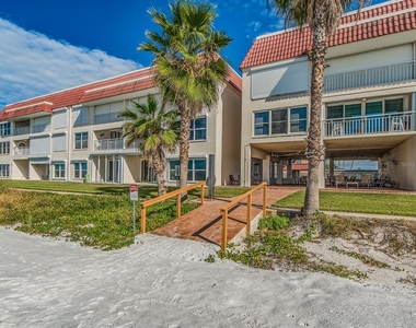 2900 Gulf Boulevard - Photo Thumbnail 29