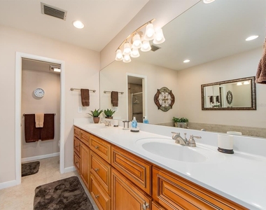 2900 Gulf Boulevard - Photo Thumbnail 21