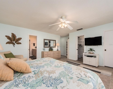 2900 Gulf Boulevard - Photo Thumbnail 20