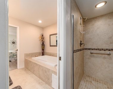 2900 Gulf Boulevard - Photo Thumbnail 23