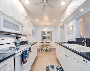 2900 Gulf Boulevard - Photo Thumbnail 12