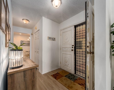 2900 Gulf Boulevard - Photo Thumbnail 4