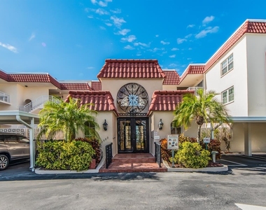 2900 Gulf Boulevard - Photo Thumbnail 3