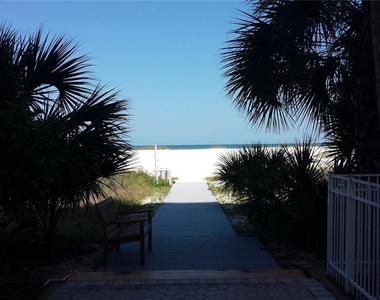 1270 Gulf Boulevard - Photo Thumbnail 2