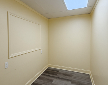 2345 Ocean Avenue - Photo Thumbnail 6