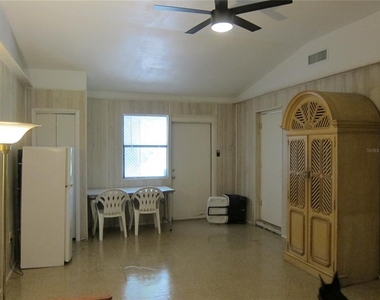 1602 Sw Williston Road - Photo Thumbnail 3