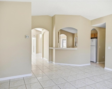 106 La Mancha Drive - Photo Thumbnail 25