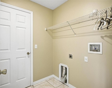 106 La Mancha Drive - Photo Thumbnail 33