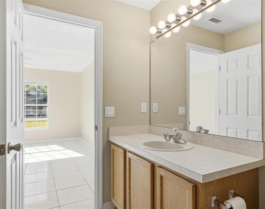 106 La Mancha Drive - Photo Thumbnail 13