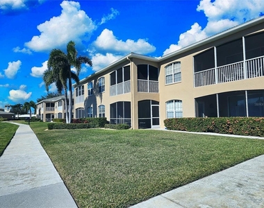 6446 7th Avenue Circle W - Photo Thumbnail 4