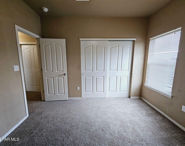 12185 Copper Valley Lane - Photo Thumbnail 15