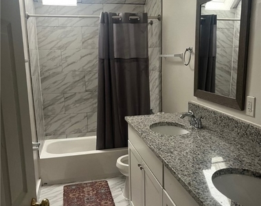 1108 Madison Street - Photo Thumbnail 6