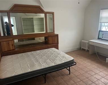 1108 Madison Street - Photo Thumbnail 3