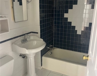 1108 Madison Street - Photo Thumbnail 9