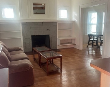 1205 Madison Street - Photo Thumbnail 4
