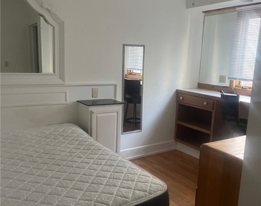 1205 Madison Street - Photo Thumbnail 9