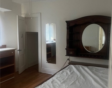 1205 Madison Street - Photo Thumbnail 8